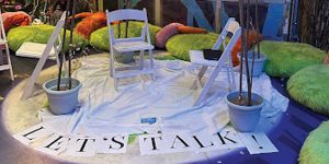 Sillas y Hablemos en círculo