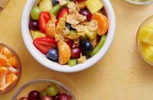 Ensalada de Frutas Crujientes